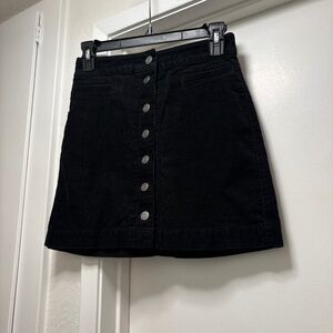 Wilfred Free / Aritzia black corduroy mini skirt - size 2
